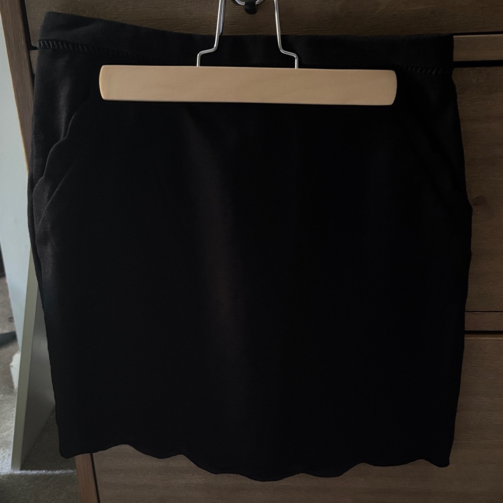 Skies Are Blue Black Pencil Skirt